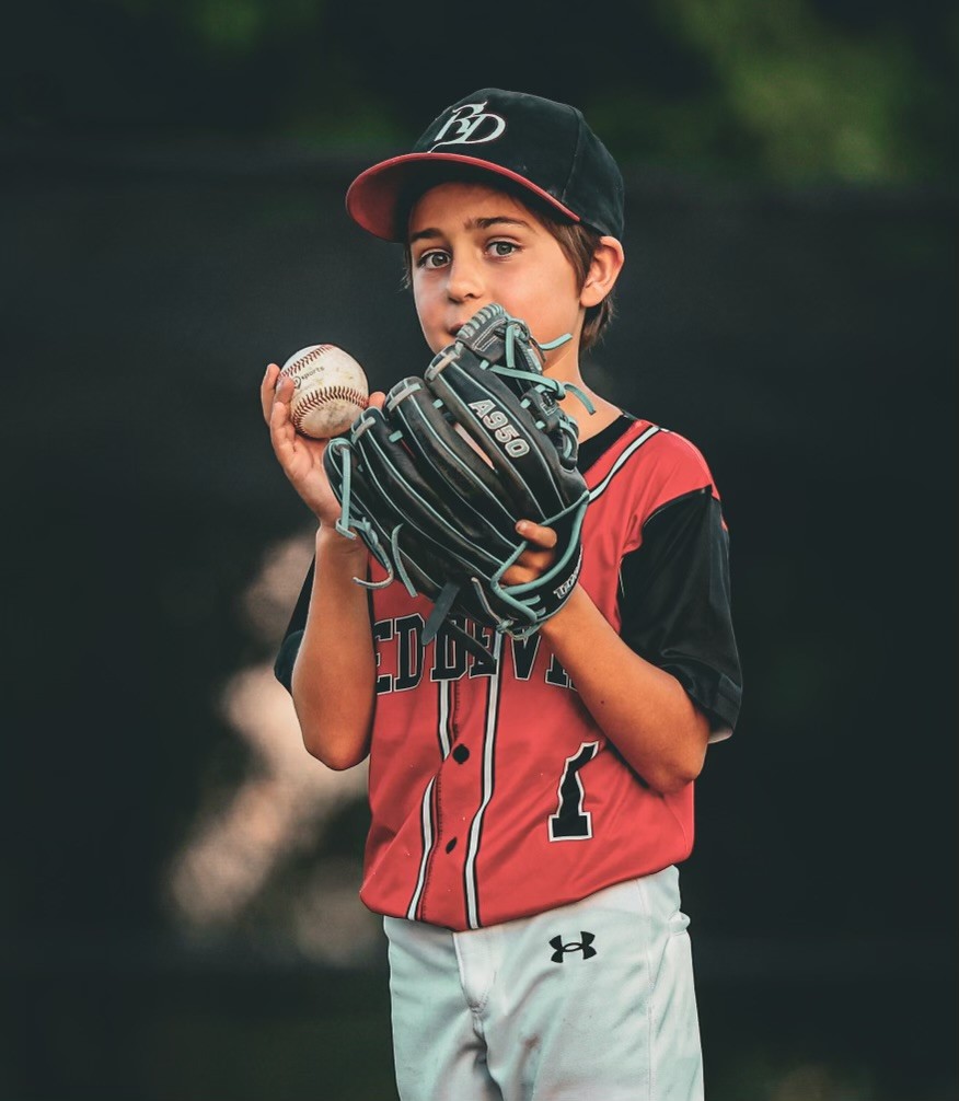 Young Red Devils pitcher